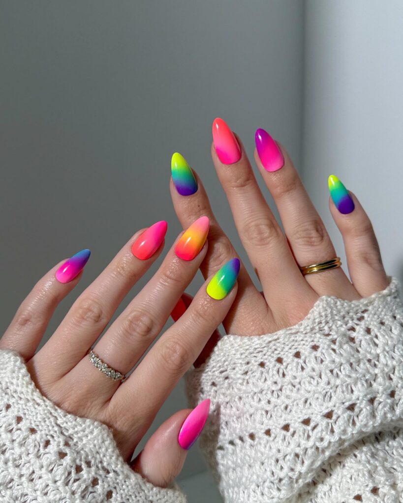 aura summer nails