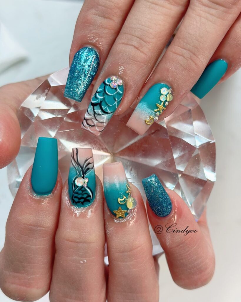 vacation nails summer