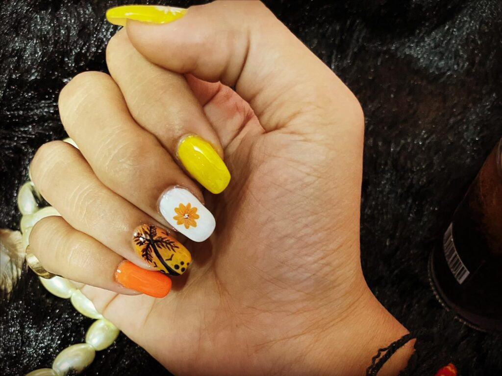 vacation nails summer