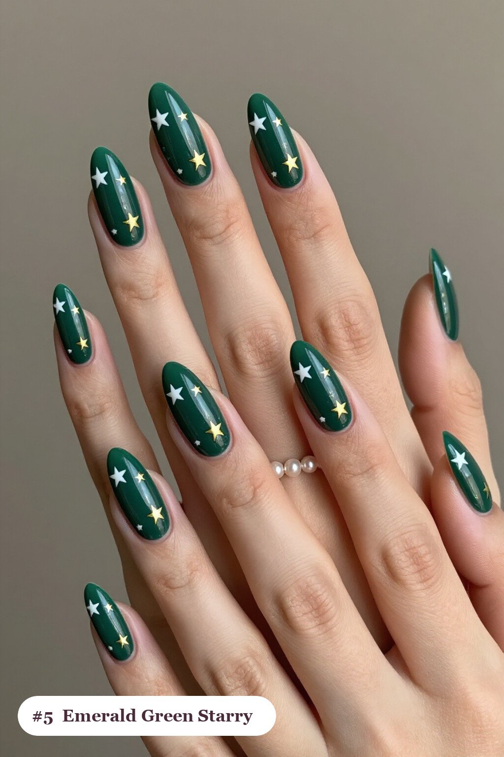 Emerald Green Almond Stars & Sparkles: Cute Christmas Nails Inspiration - christmas nails