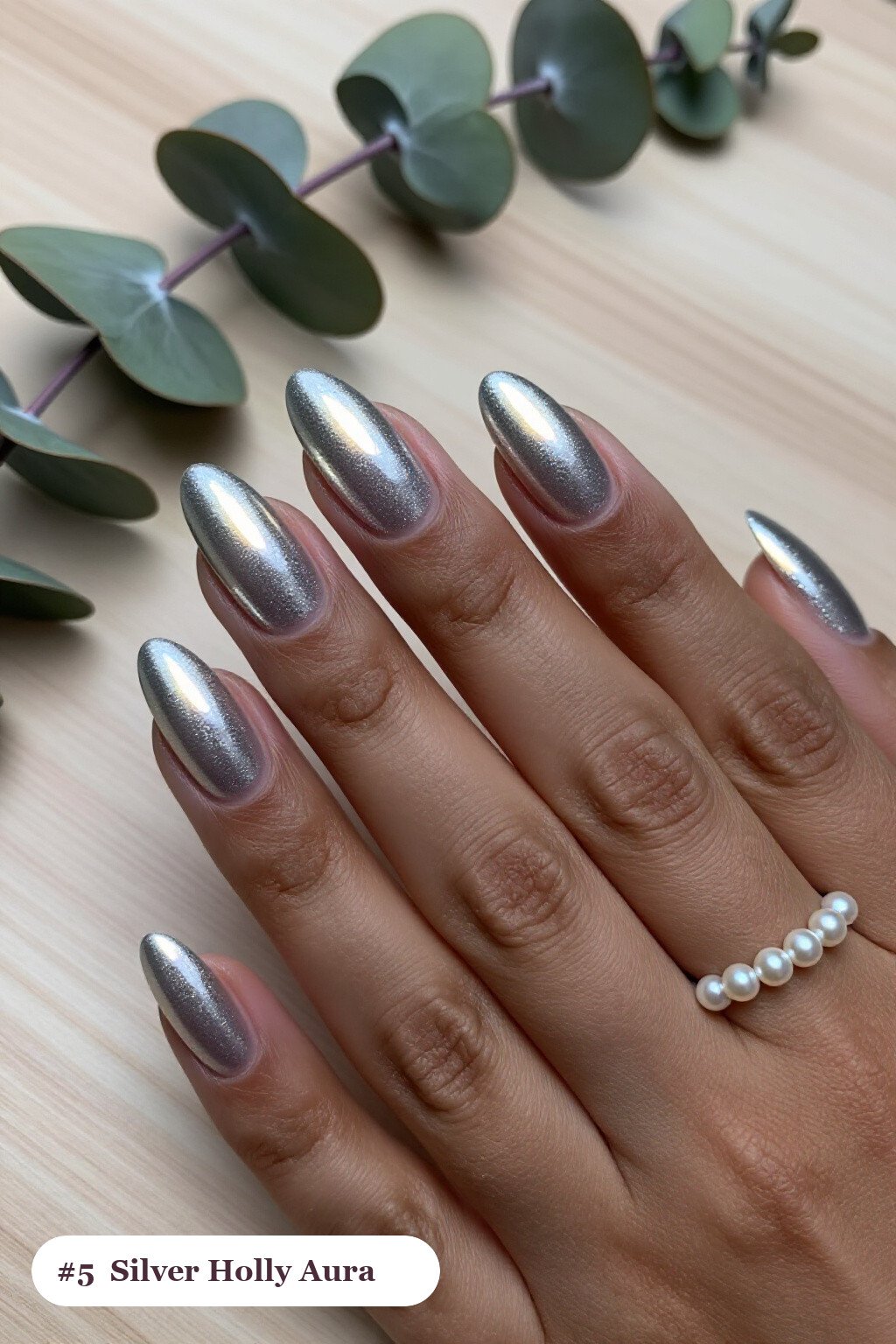 Medium Coffin Silver Holly Nails with Airbrushed Aura: Best Shades for Every Season - christmas nails holly