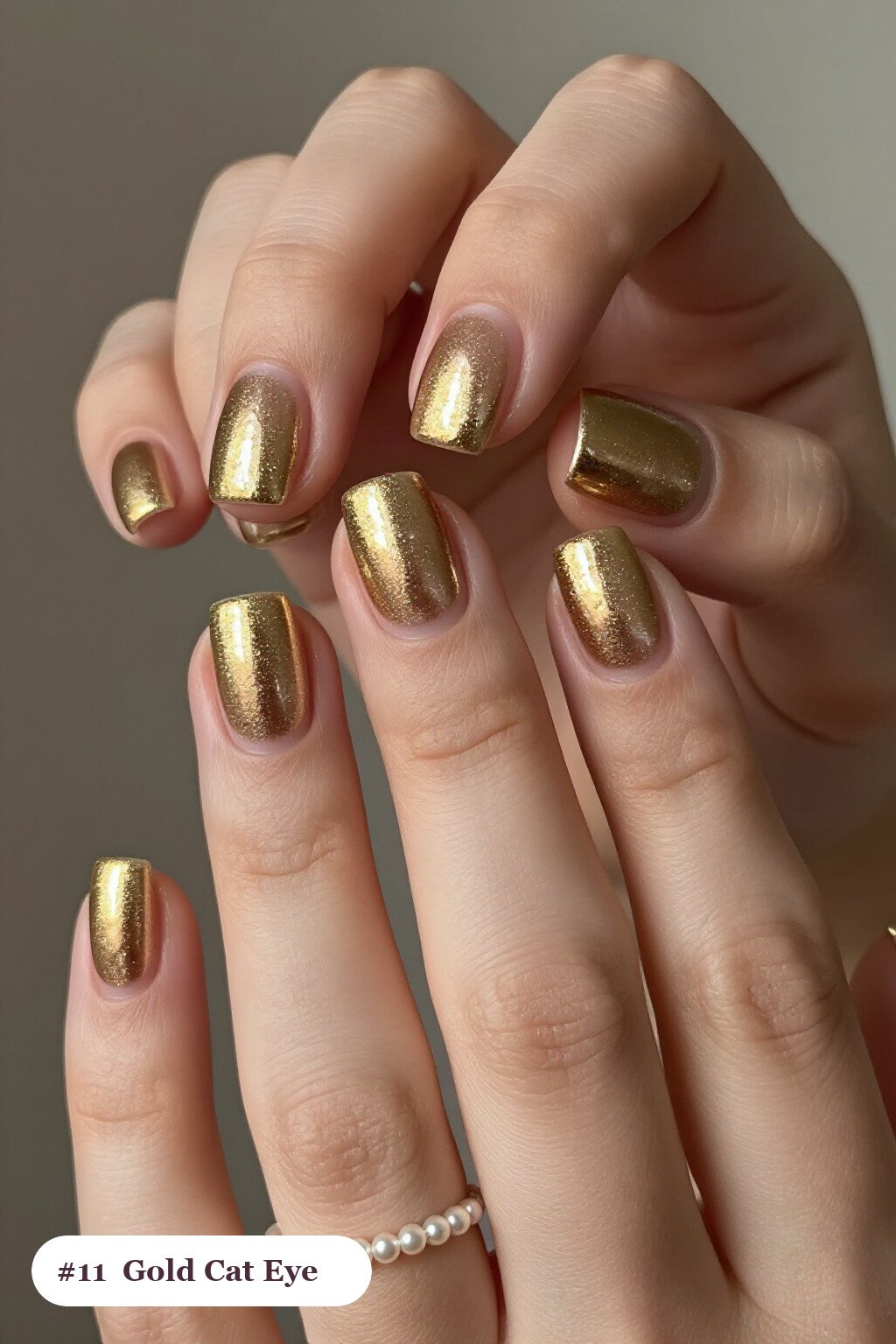 Gold Square Nails with Central Shimmer Band: How to Make It Last Longer - christmas square nails short Gold Square Nails with Central Shimmer Band: How to Make It Last Longer - christmas square nails short