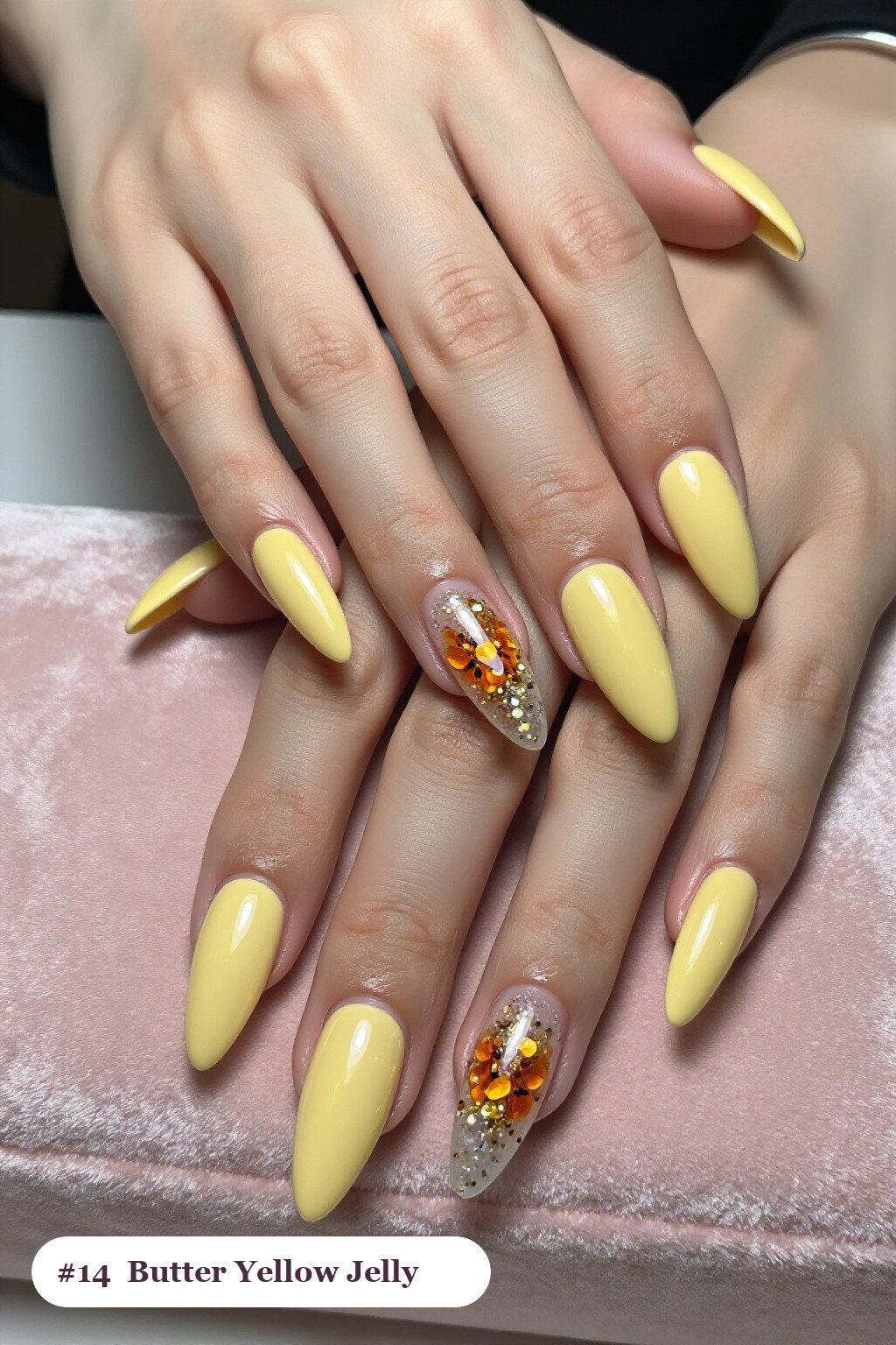 Butter Yellow Stiletto Jelly Nails with Encapsulated Glitter: How to Make It Last Longer - easy thanksgiving nail designs Butter Yellow Stiletto Jelly Nails with Encapsulated Glitter: How to Make It Last Longer - easy thanksgiving nail designs