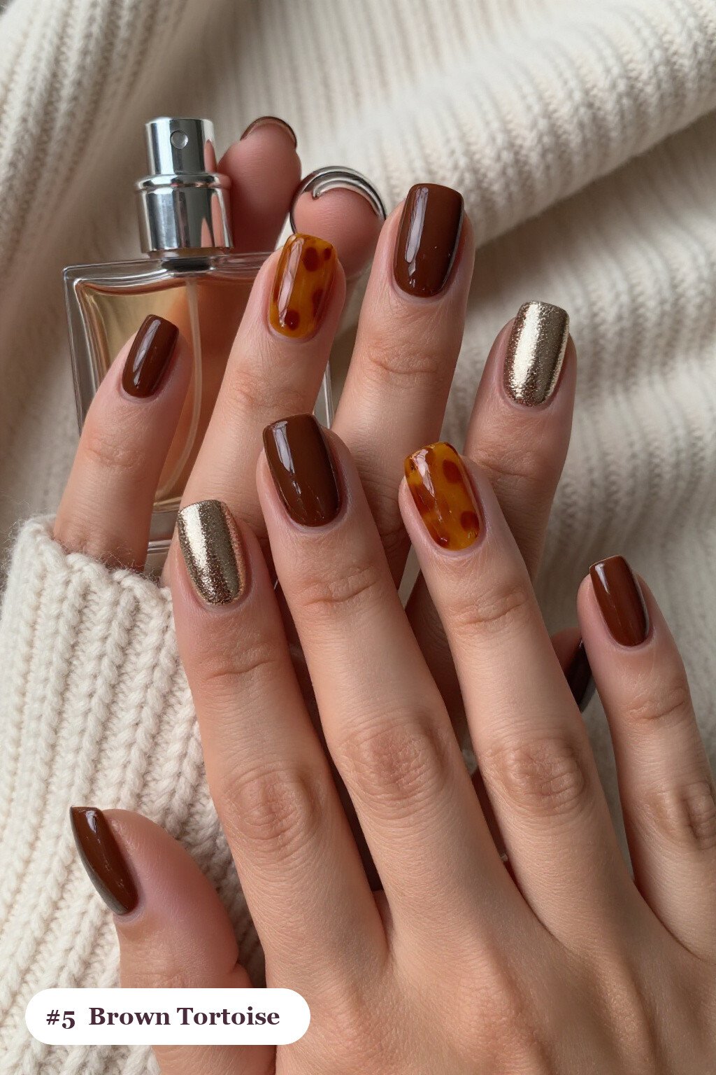 Amber Tortoiseshell Accents on Short Square Brown Nails: Chic Fall Vibe - fall nails brown