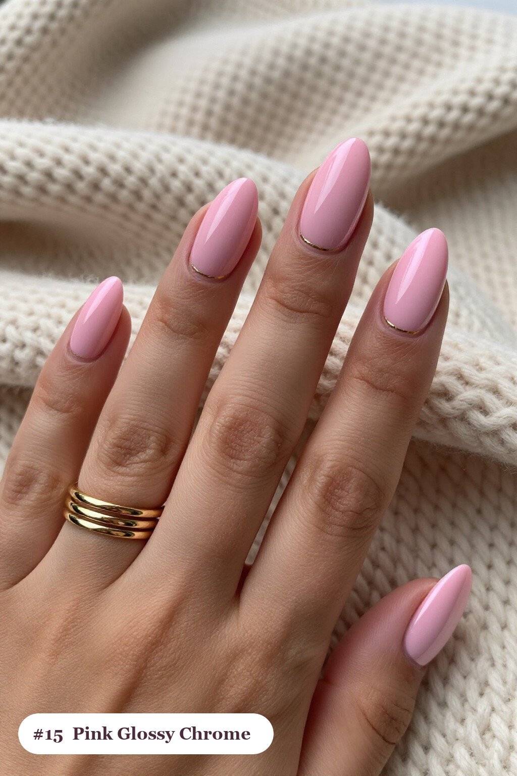 Full‑Colour Mirror‑Gloss Finish with Gold Details - pink nails almond chrome