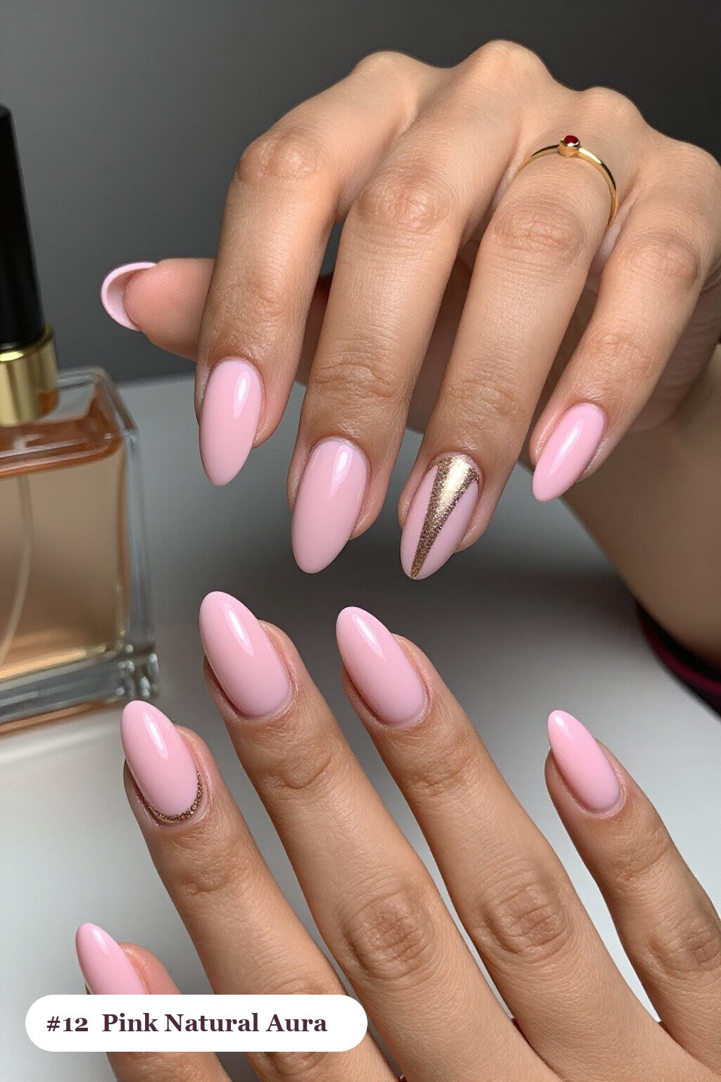 Medium Almond Pink Nails Natural Airbrushed Aura Centre with Champagne Details - pink nails natural