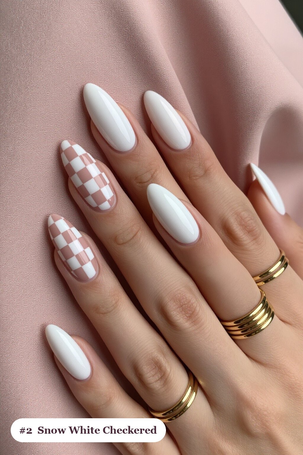 Long ballerina snow white nails with a bold checkerboard pattern on two accent nails and solid colour on the rest, perfect for christmas - simple christmas nails Long ballerina snow white nails with a bold checkerboard pattern on two accent nails and solid colour on the rest, perfect for christmas - simple christmas nails