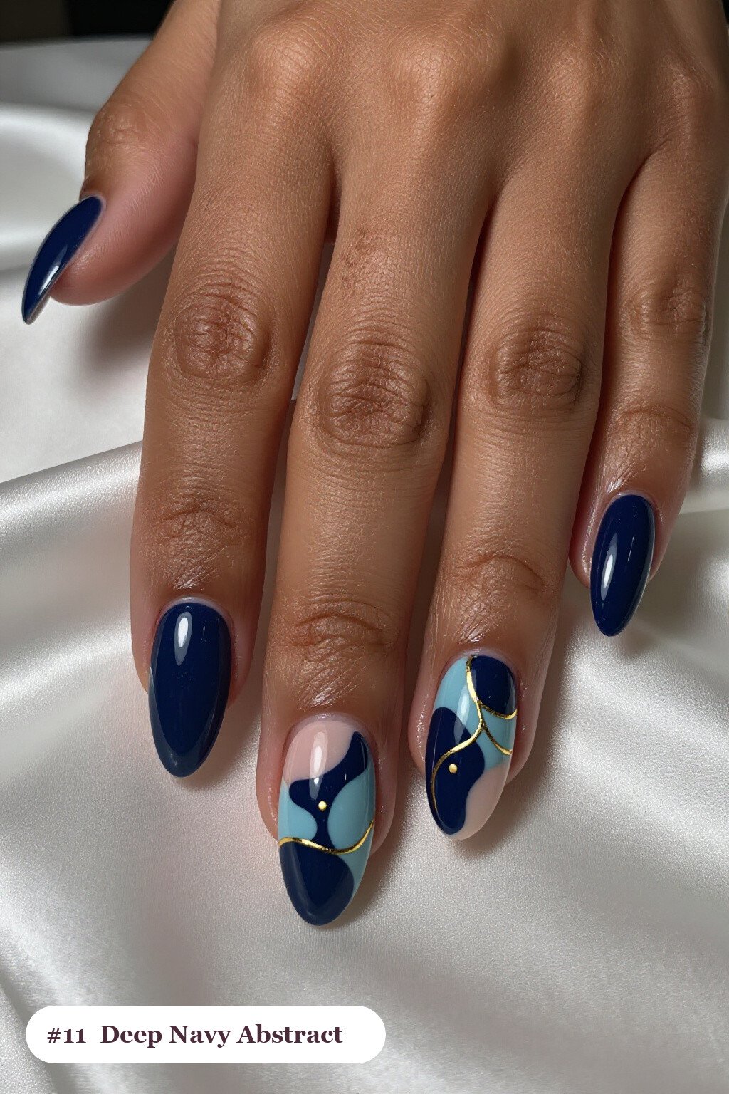 Deep Navy Ballerina Abstract Art with Gold Outlines - simple winter nails Deep Navy Ballerina Abstract Art with Gold Outlines - simple winter nails