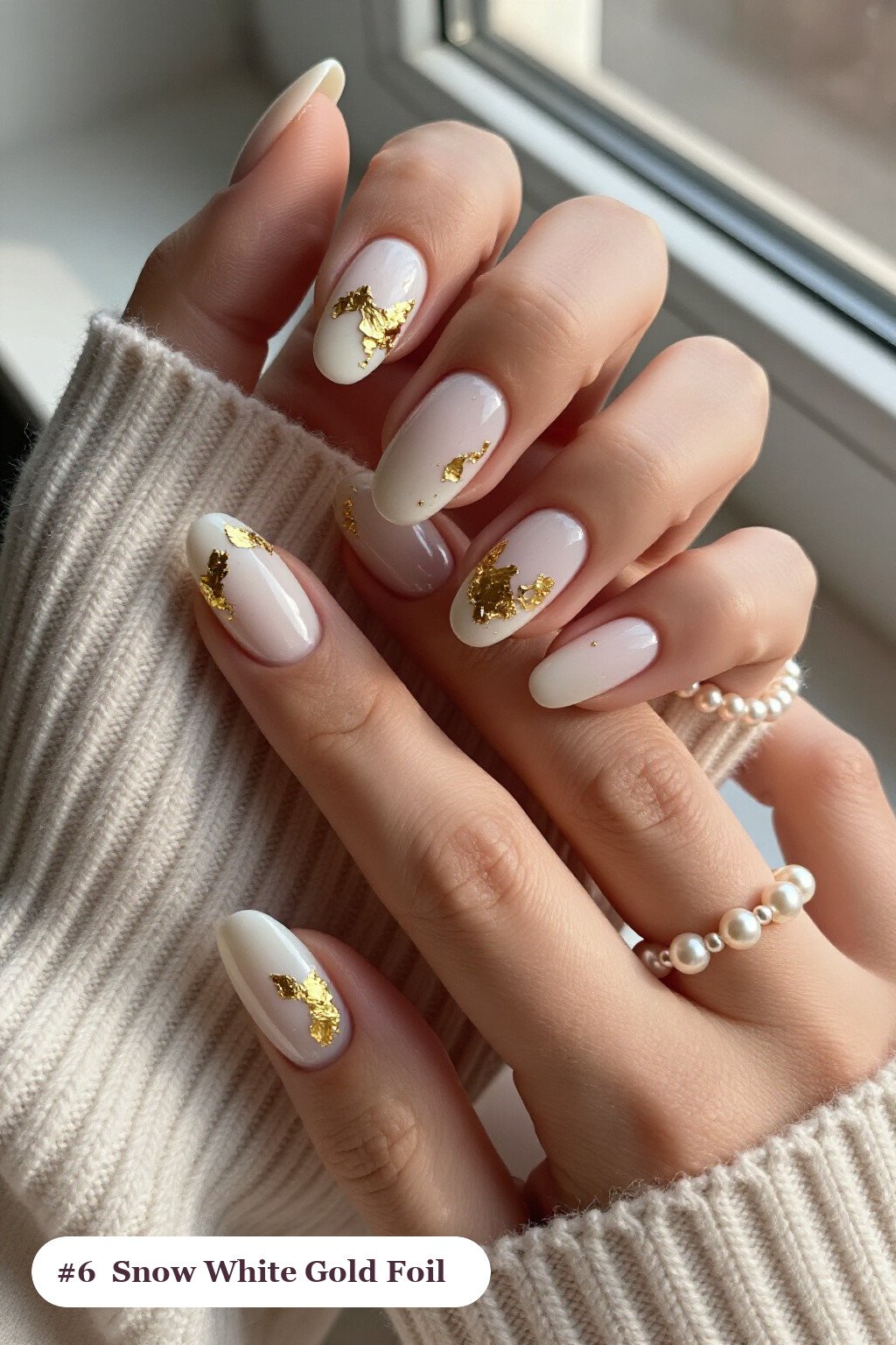 Snow White Coffin Nails with Gold Foil Flakes: How to Make Them Last Longer - simple winter nails Snow White Coffin Nails with Gold Foil Flakes: How to Make Them Last Longer - simple winter nails